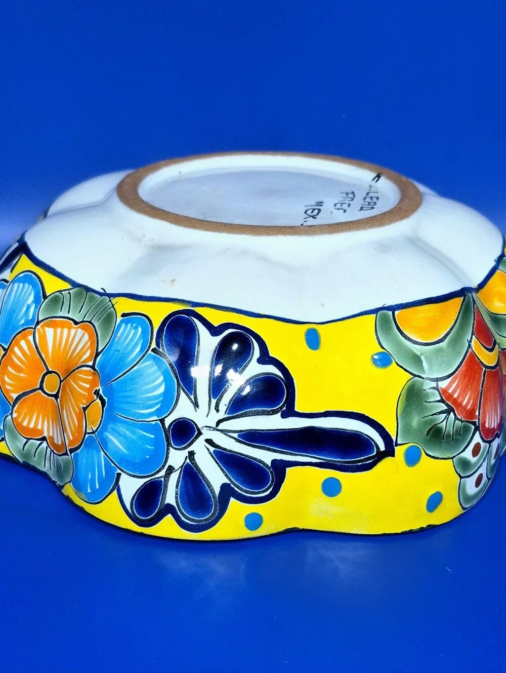 Vibrant Mexican Talavera Scalloped Ceramic Serving Bowl - 9